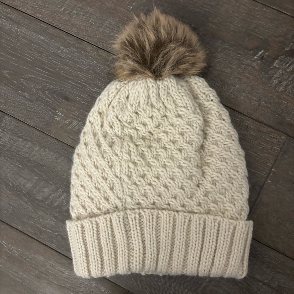 NWT Roxie Blizzard Beanie - Picture 3 of 4